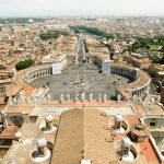 Storia e Arte: le due fontane gemelle di Piazza San Pietro