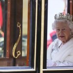 La regina Elisabetta cerca un esperto di viaggi: il suo stipendio è da capogiro