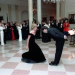 Lady Diana, all’asta l’abito del ballo con John Travolta: ecco quanto costa