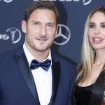 Francesco Totti commenta la foto hot di Ilary Blasi su Instagram