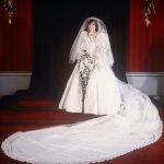 Lady Diana, il suo abito da sposa è indimenticabile