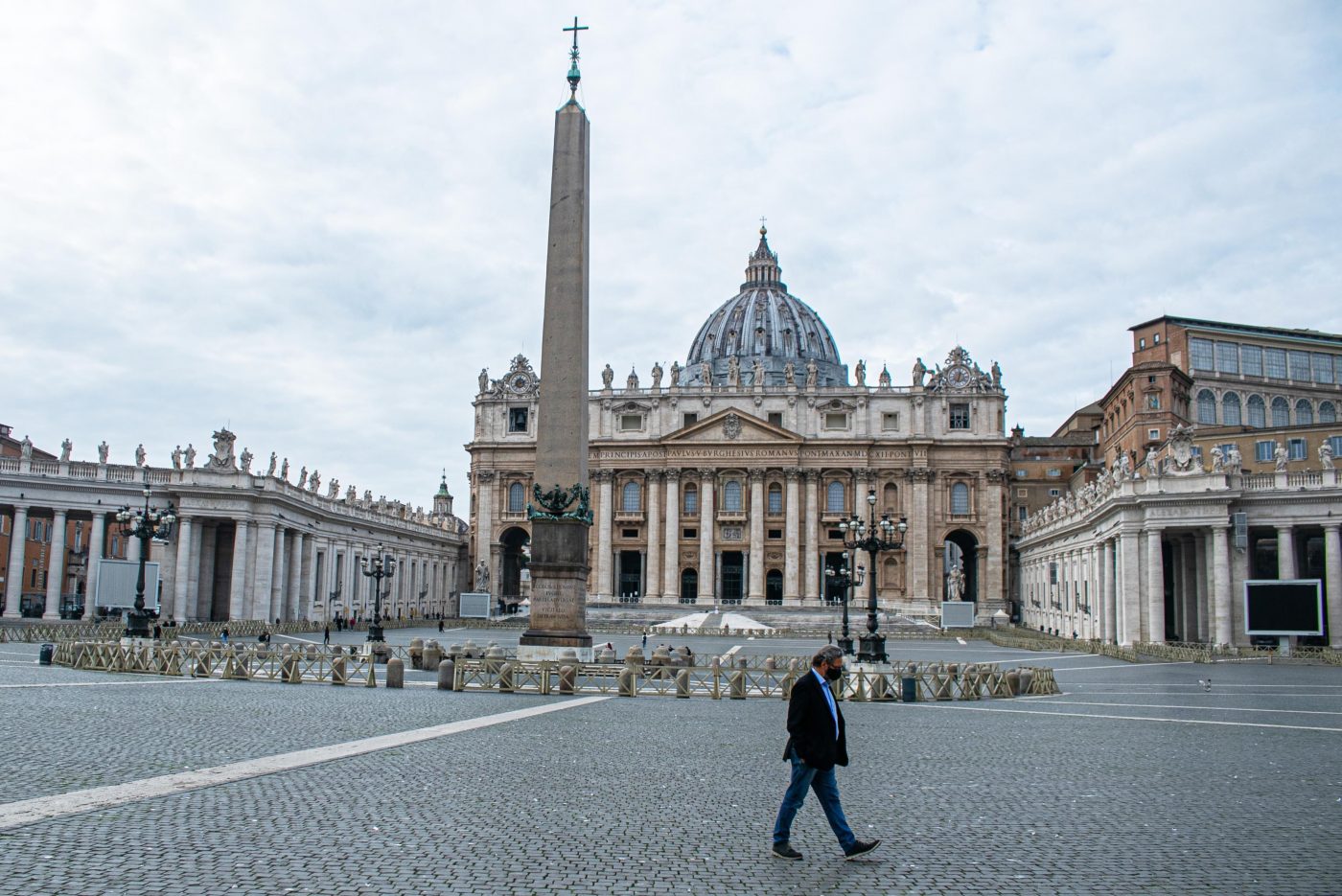 roma sampietrino forma di cuore