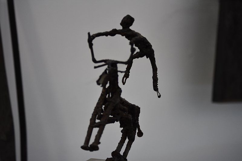 Scultura D'Ercole - Cavalliere ferro e chiodi - photo credits P Cannistraci