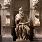 Michelangelo di fronte alla statua: “Perché non parli?”