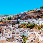 Setenil, il borgo dal cielo di pietra in Andalusia