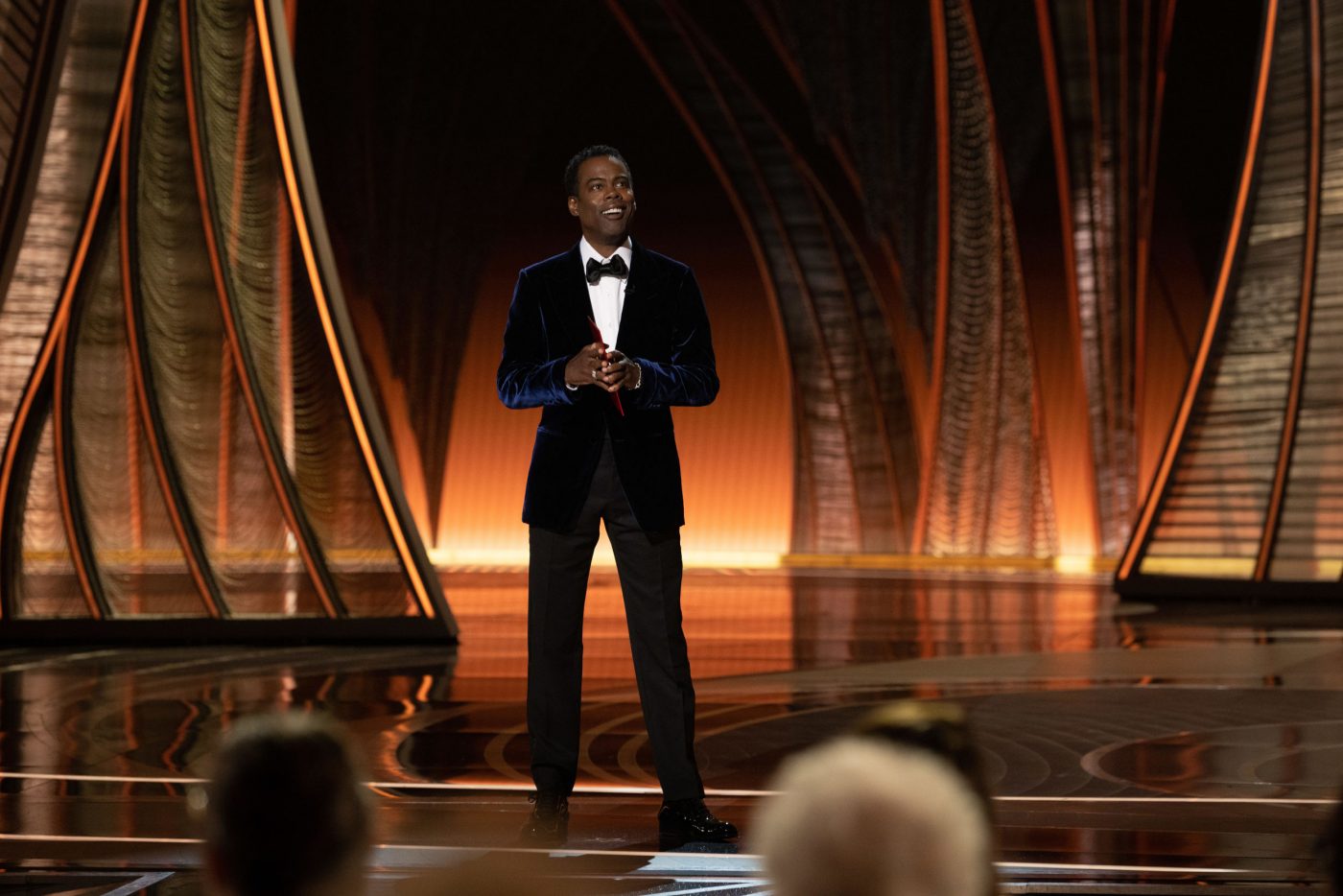 Oscar 2022, Chris Rock in lacrime va a chiedere scusa a Will Smith?