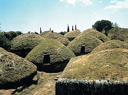 Meraviglie del Lazio: La Necropoli Etrusca di Cerveteri (Unesco)