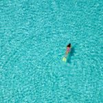 E’ la piscina naturale più bella al mondo: un posto da sogno per gli amanti dello snorkeling
