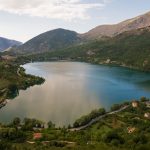 Abruzzo, il lago di Scanno e i misteri irrisolti