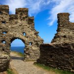 Il castello di Re Artù e l'erosione della costa